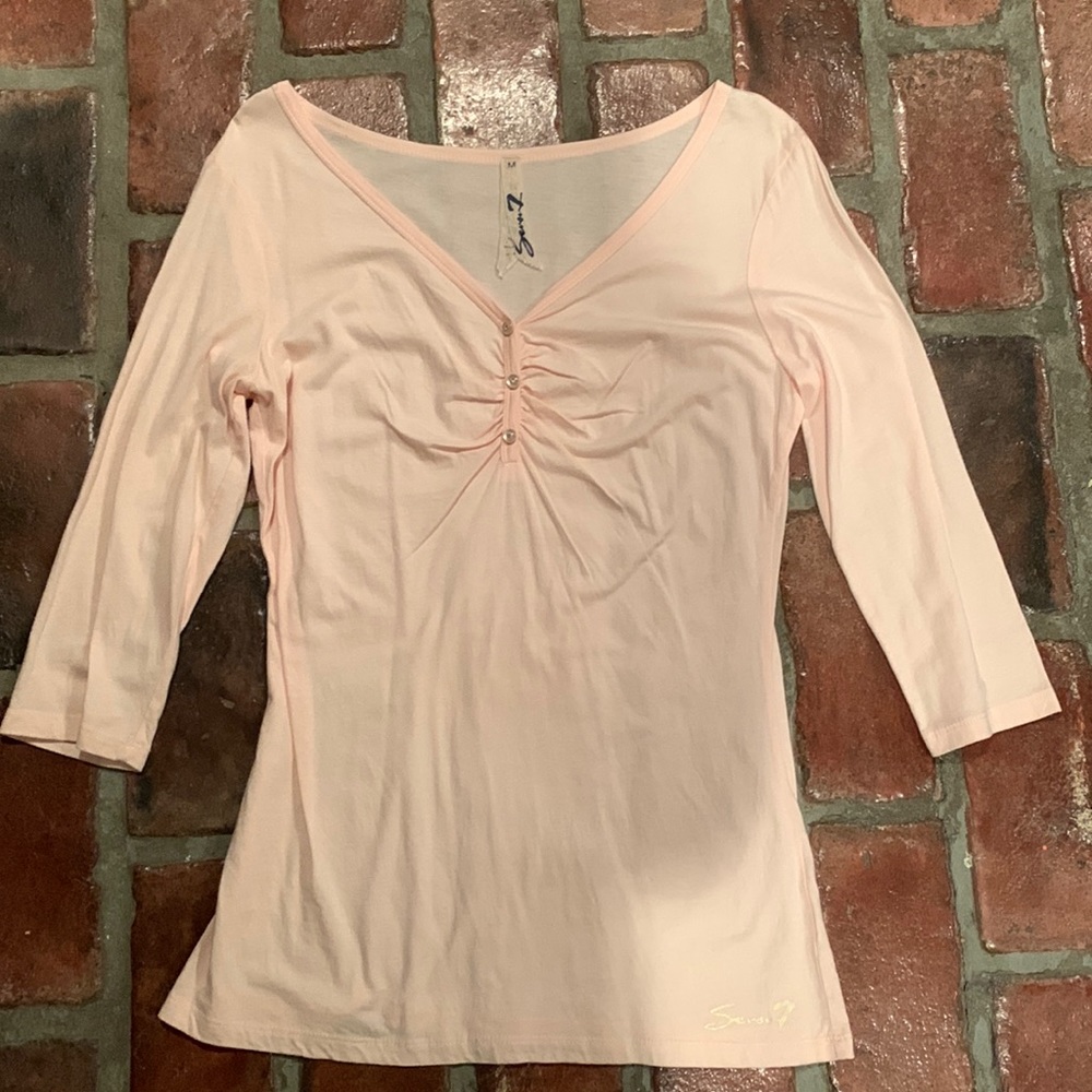 Knit v-neck tunic top